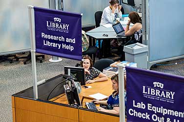 Reference desk in the Information Commons.